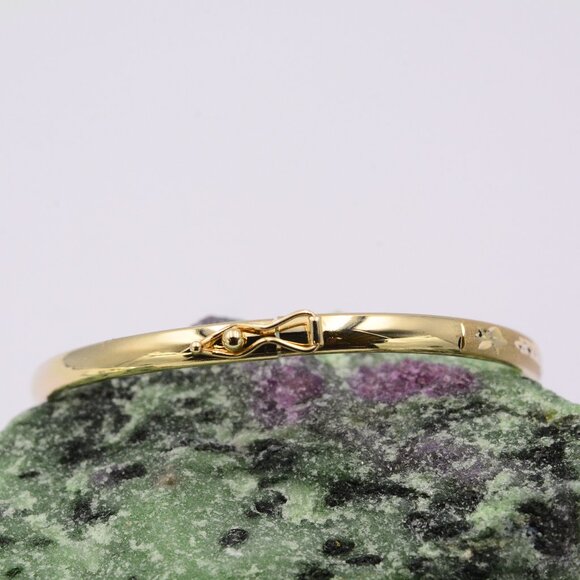 10K Baby Bangle - Picture 4 of 13